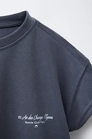 FLOWY TEXT T-SHIRT