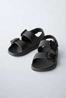 POOL SANDALS