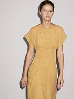 Robe midi broderies