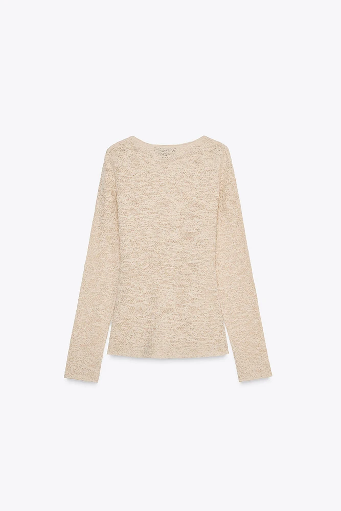 TOP EN MAILLE À TEXTURE