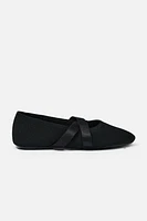 BALLERINES CROISÉES EN TISSU
