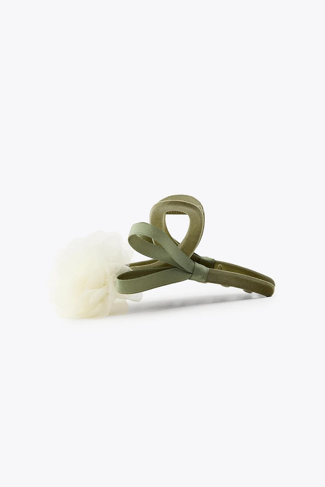ORGANZA FLOWER HAIR CLIP