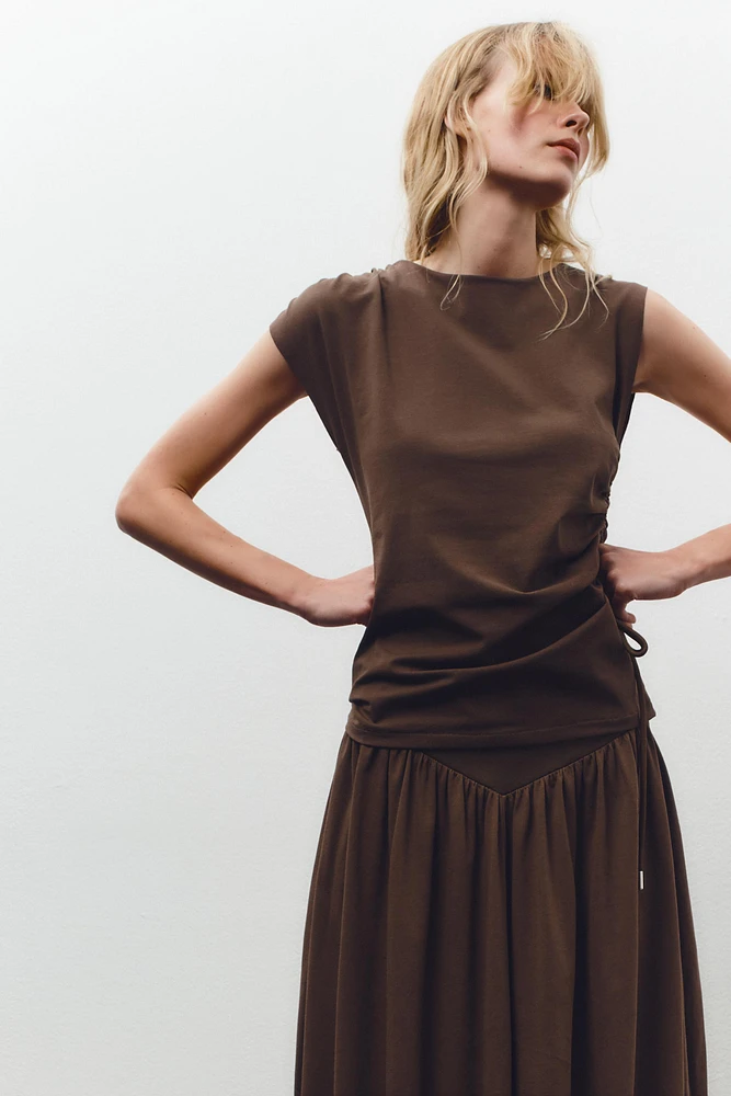 DRAWSTRING RUCHED T-SHIRT