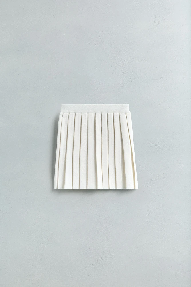 BOX PLEAT KNIT SKIRT
