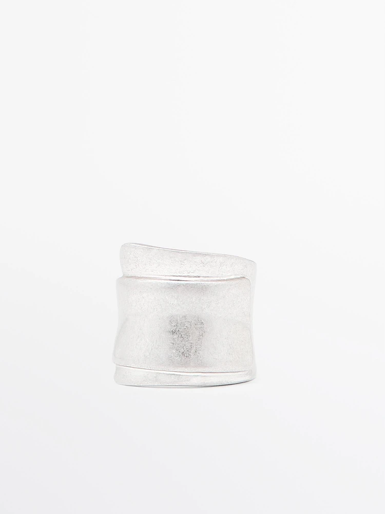 Almond ring