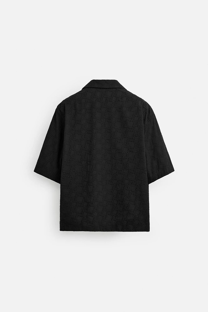 GEOMETRIC EMBROIDERED SHIRT