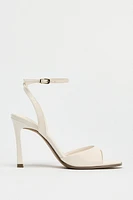 SANDALES VERNIES À TALONS
