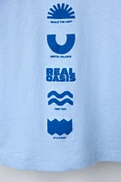T-SHIRT TEINT EN PIÈCE IMPRIMÉ