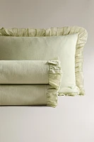 TEXTURED BEDSPREAD WITH RUFFLE TRIM