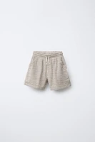 TEXTURED GINGHAM SHORTS