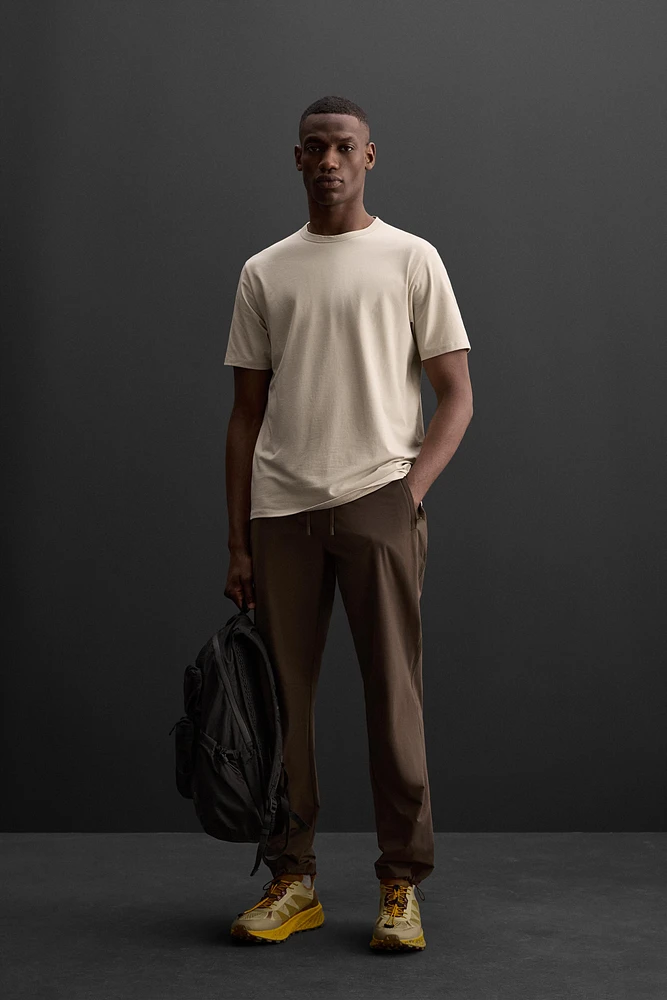 RELAXED TRAINING T-SHIRT