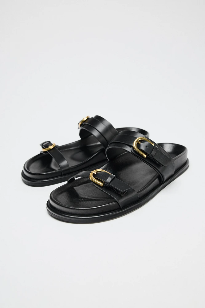 BUCKLED SANDALS
