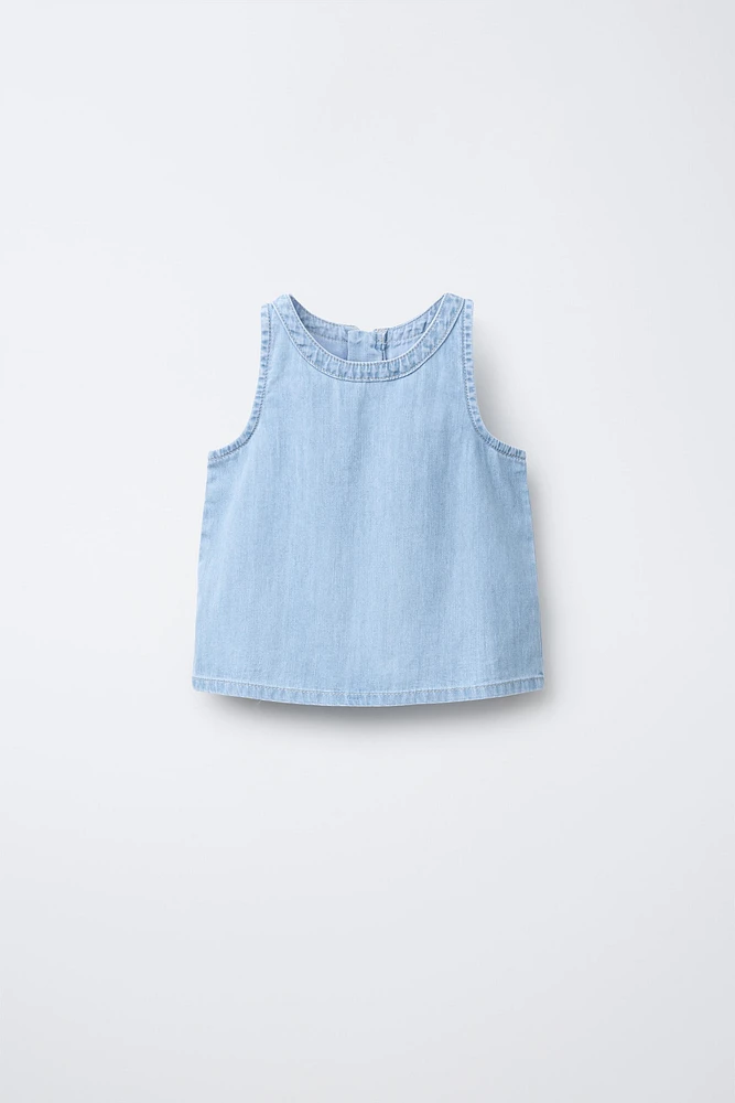 SLEEVELESS ZIP TOP