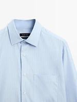 Chemise regular fit à rayures en coton mélangé