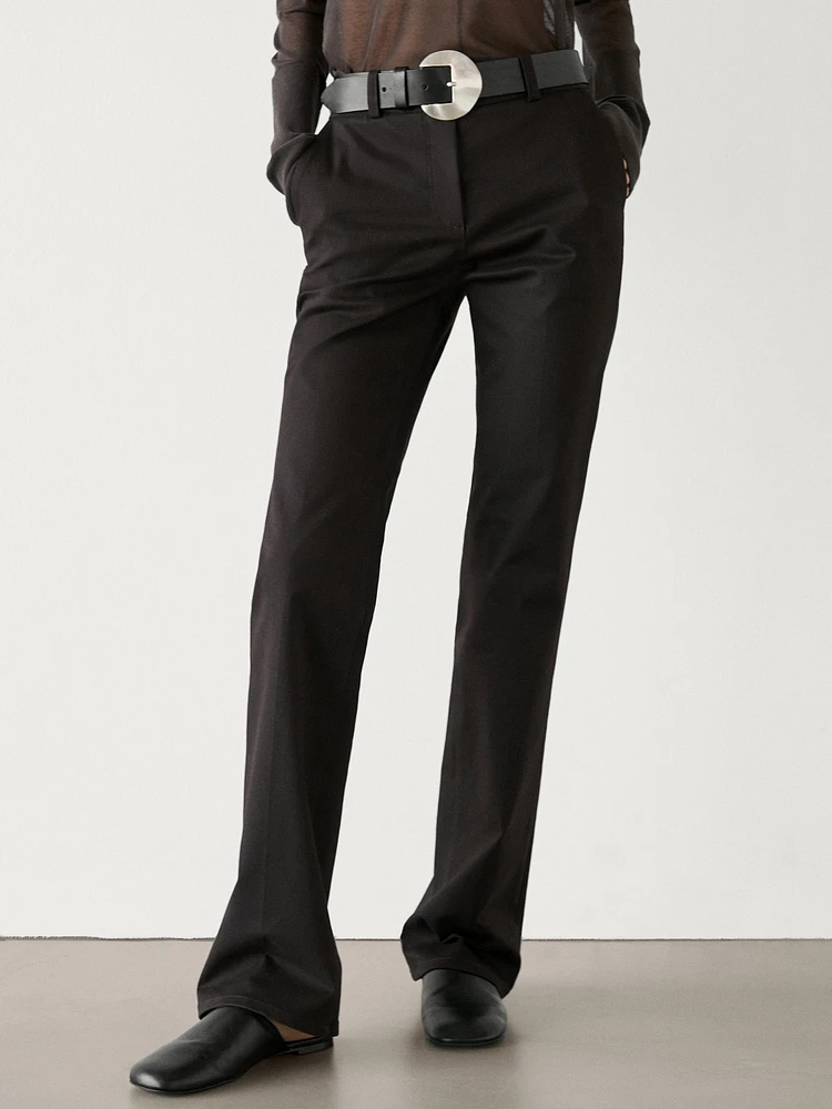 Pantalon slim flare taille basse