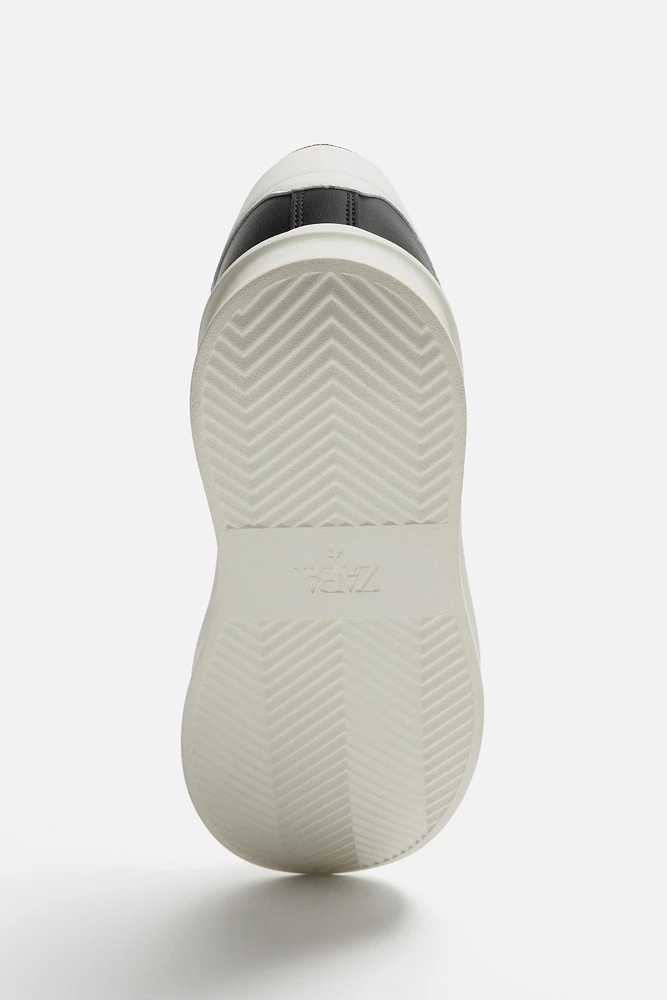 CHUNKY SNEAKERS