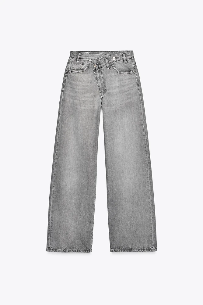 TRF HIGH-WAIST WIDE LEG CROSSOVER JEANS