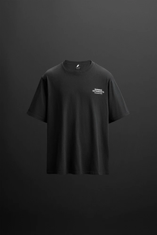 RELAXED FIT RUNNING PRINT T-SHIRT