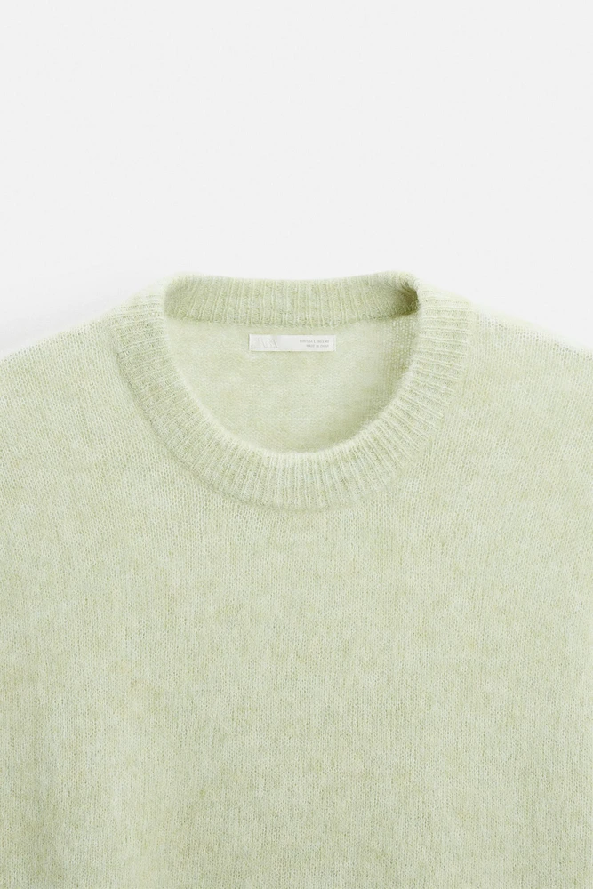 TEXTURED SWEATER