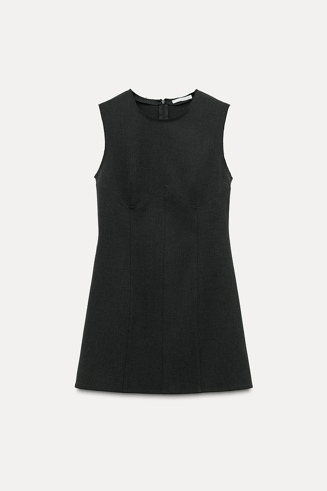ROBE COURTE