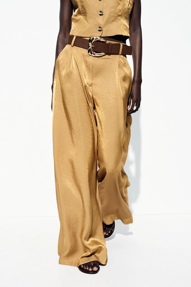 PANTALON LARGE SATINÉ CEINTURE