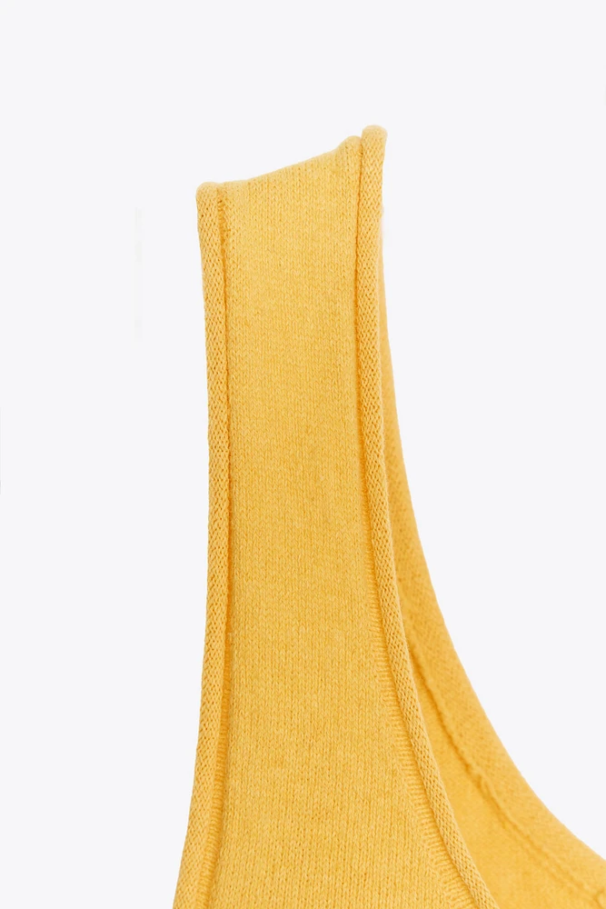 BASIC KNIT TOP