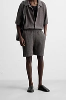 IRREGULAR TEXTURED BERMUDA SHORTS