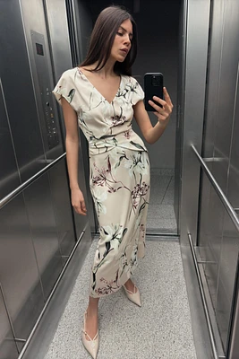 FLORAL PRINT SATIN EFFECT MIDI DRESS