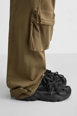 BASKET MULTI-LACETS