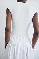 BODY CÔTELÉ À BOUTONS