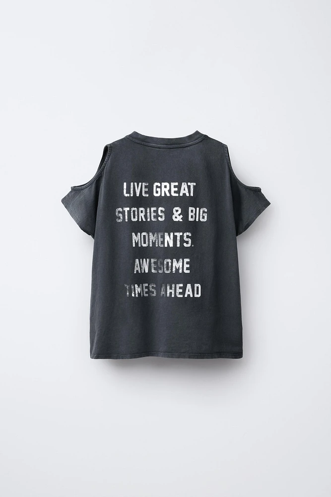 GLITTER PRINT CUTOUT T-SHIRT