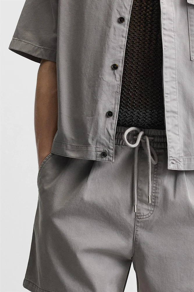 RELAXED FIT WASHED SHORTS