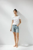 BERMUDA EN JEAN TRF TAILLE MOYENNE