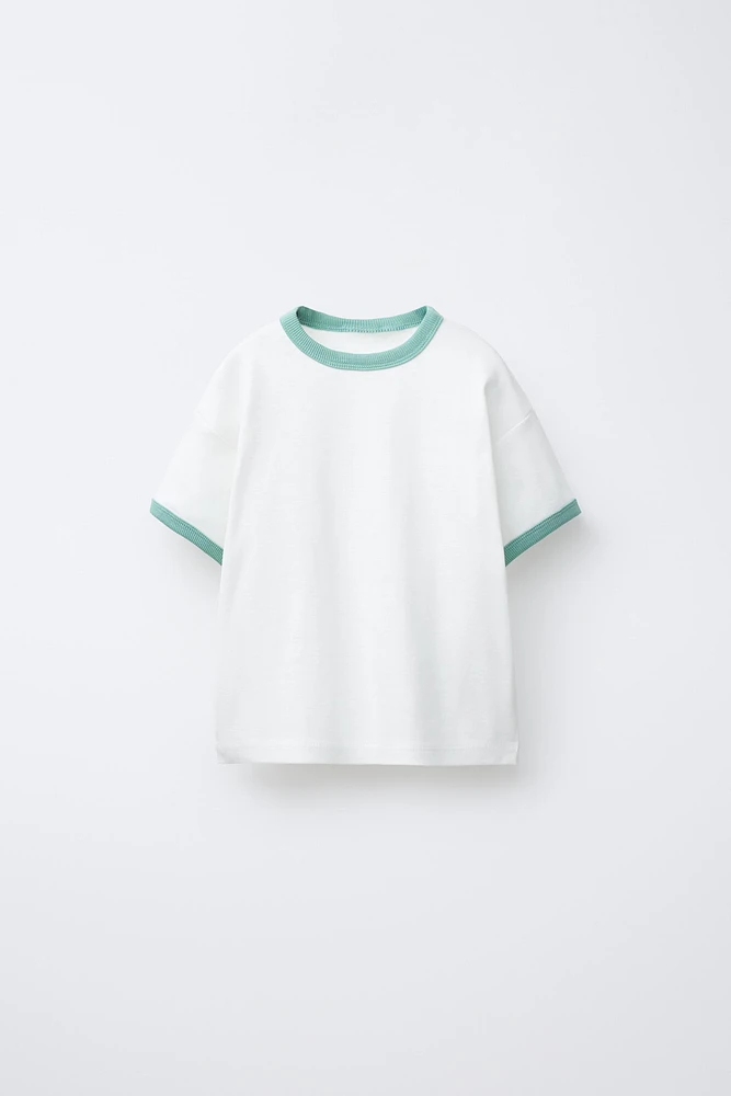 T-SHIRT LISERÉS CONTRASTE