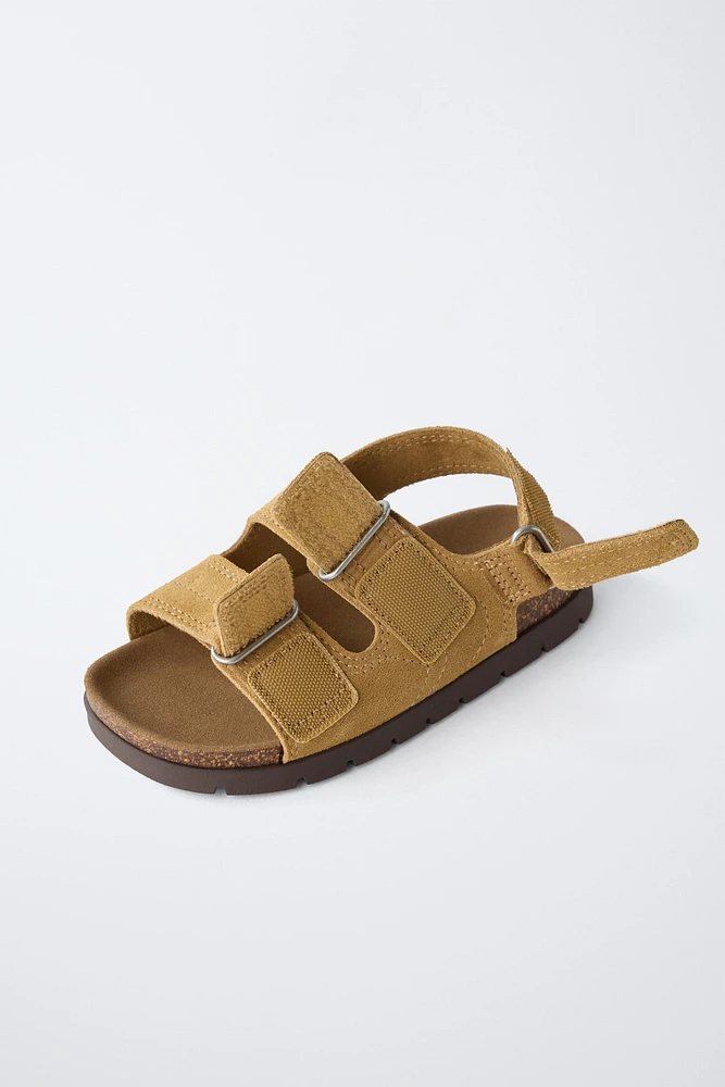 LEATHER SANDALS