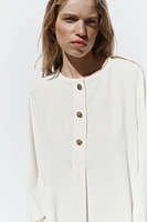 FLOWY CREPE BLOUSE