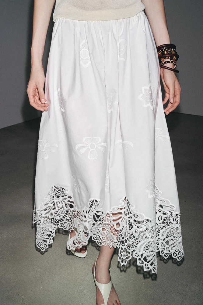 JUPE MIDI BRODERIES ZW COLLECTION