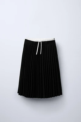 PLEATED MIDI SKIRT