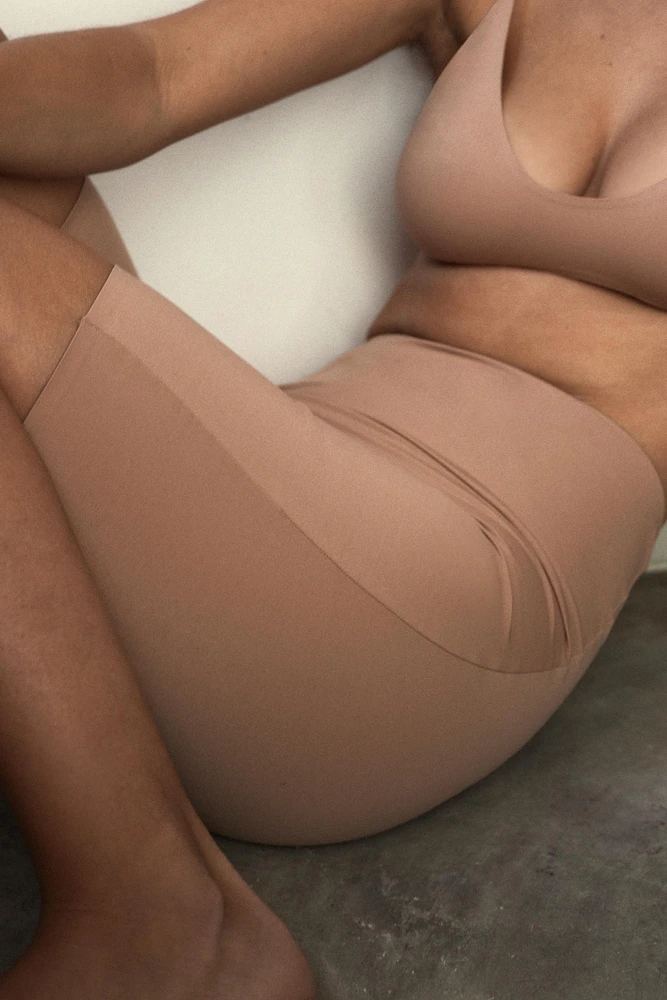 BODY SHAPE BIKE SHORTS