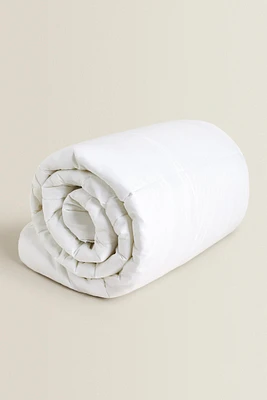 DUVET INSERT FEATHER TOUCH (300 GXM²)