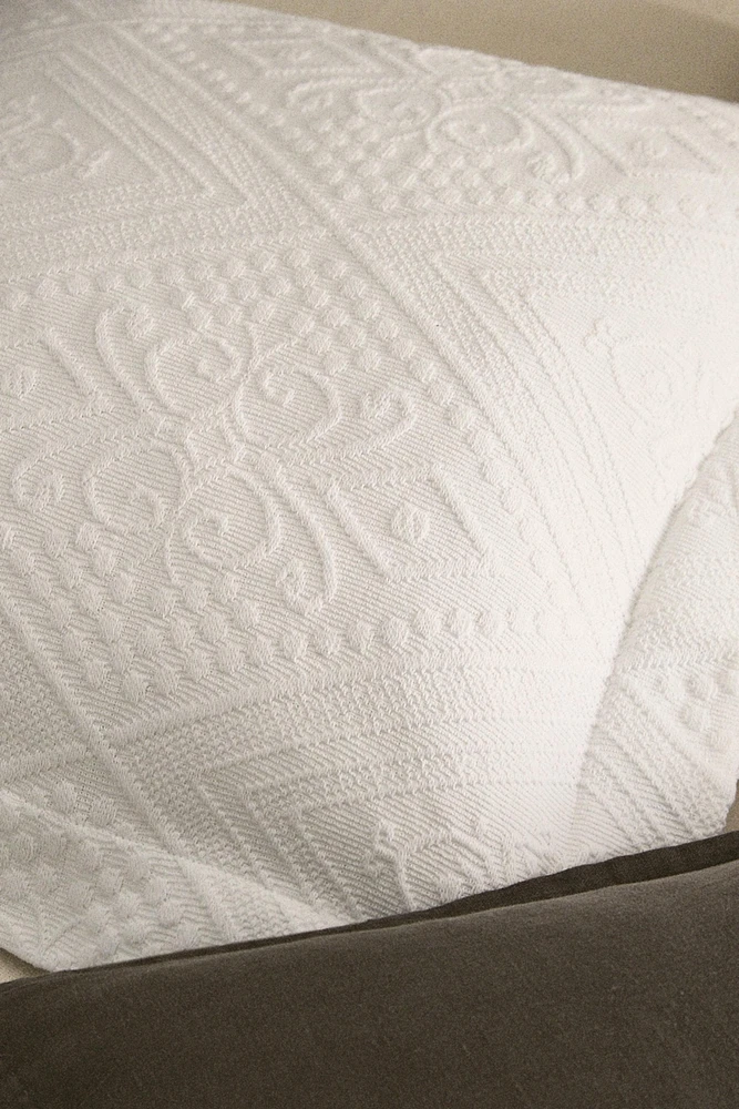 COTTON THROW PILLOW COVER WITH A GEOMETRIC DESIGN