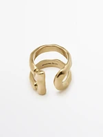 Horseshoe ring