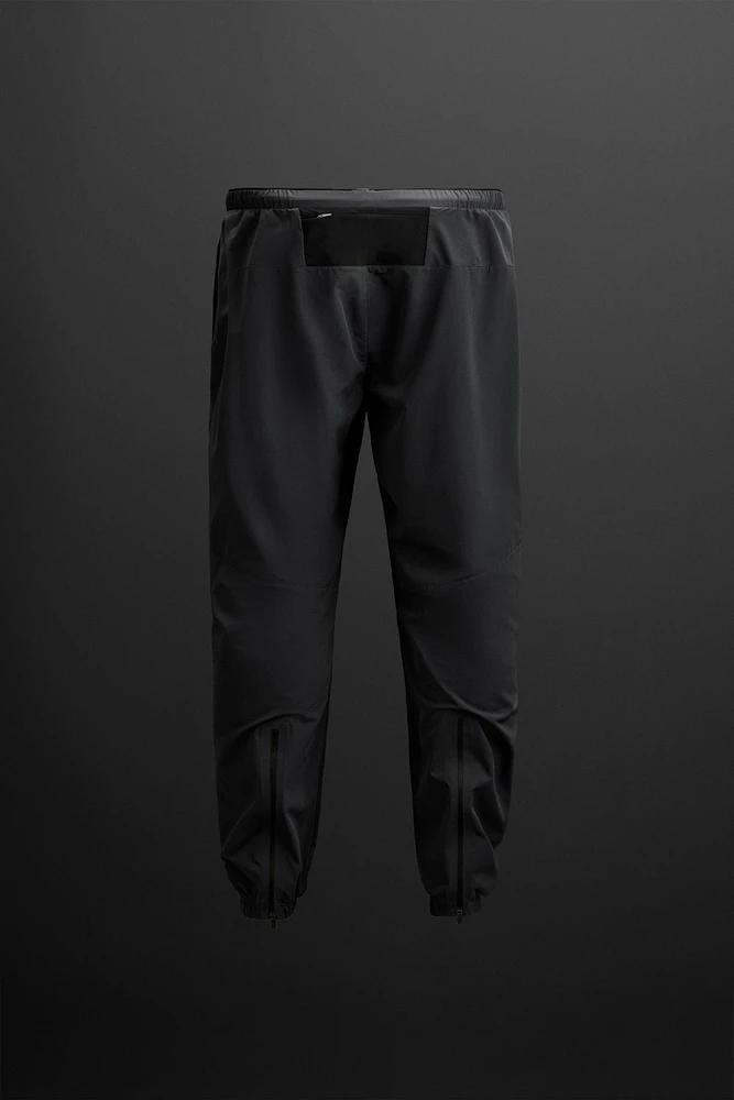 LIGHTWEIGHT TECHNICAL PANTS