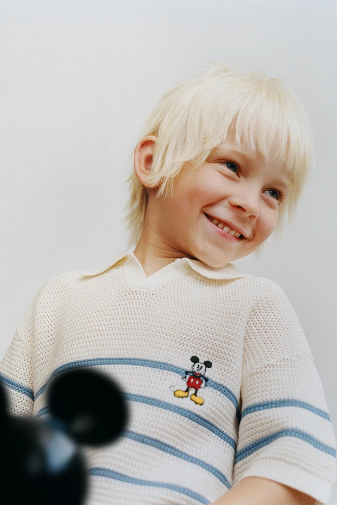POLO EN MAILLE AVEC COTON ET LIN MICKEY MOUSE © DISNEY