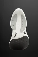 CHAUSSURES POUR COURIR DE LONGUES DISTANCES