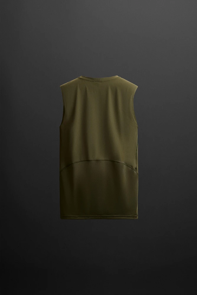 T-SHIRT TANK COMPRESSION