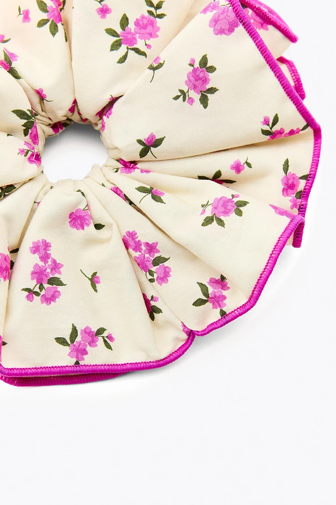 CONTRAST FLORAL MAXI SCRUNCHIE