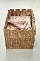 CHILDREN'S LARGE SCALLOPED BASKET
