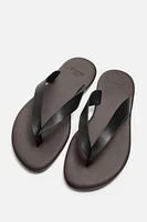 SANDALES EN CUIR ÉDITION LIMITÉE
