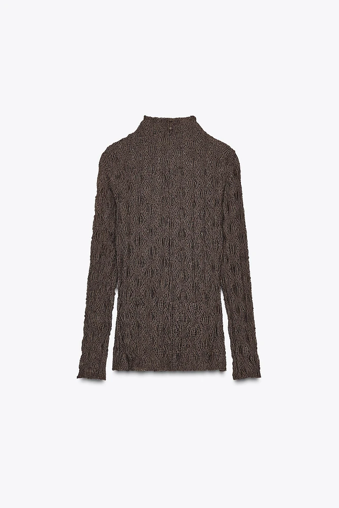 LACE HIGH NECK TOP